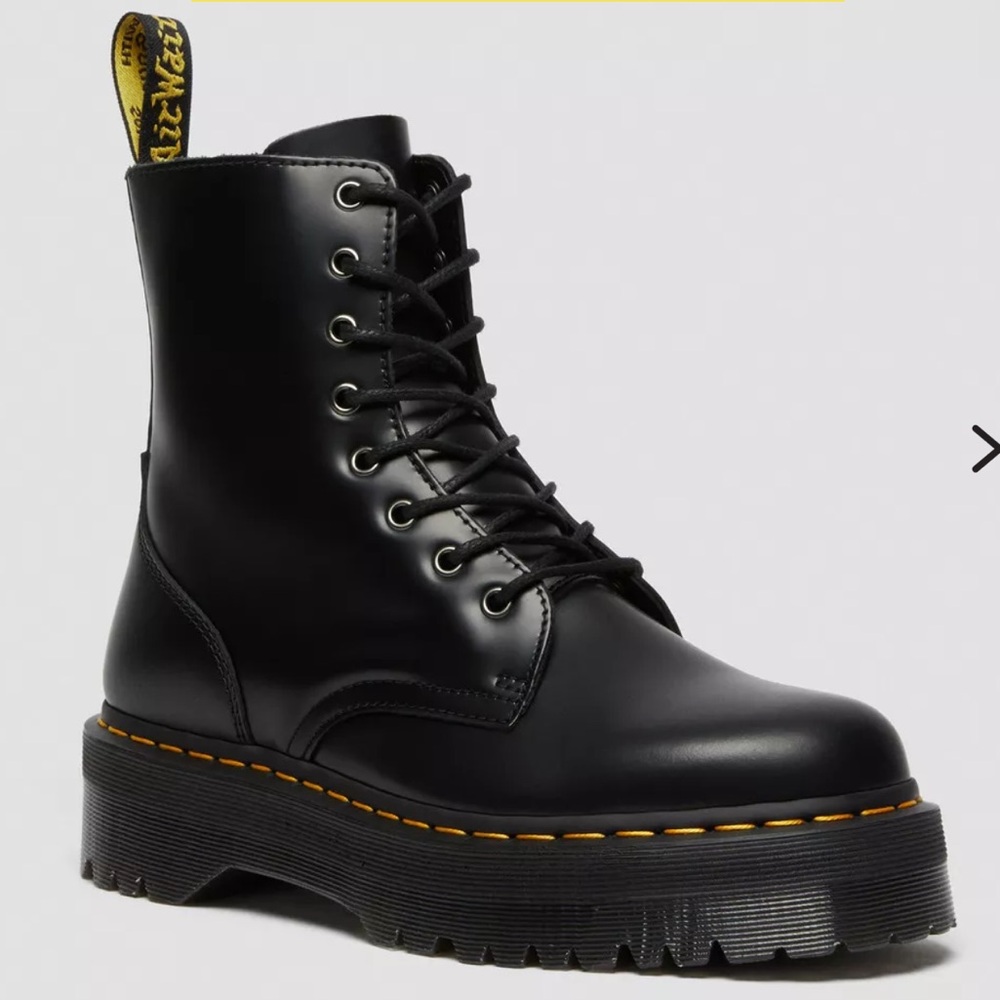 Dr. Martens Black Jadon Smooth Leather Platform Boot Sz US 6